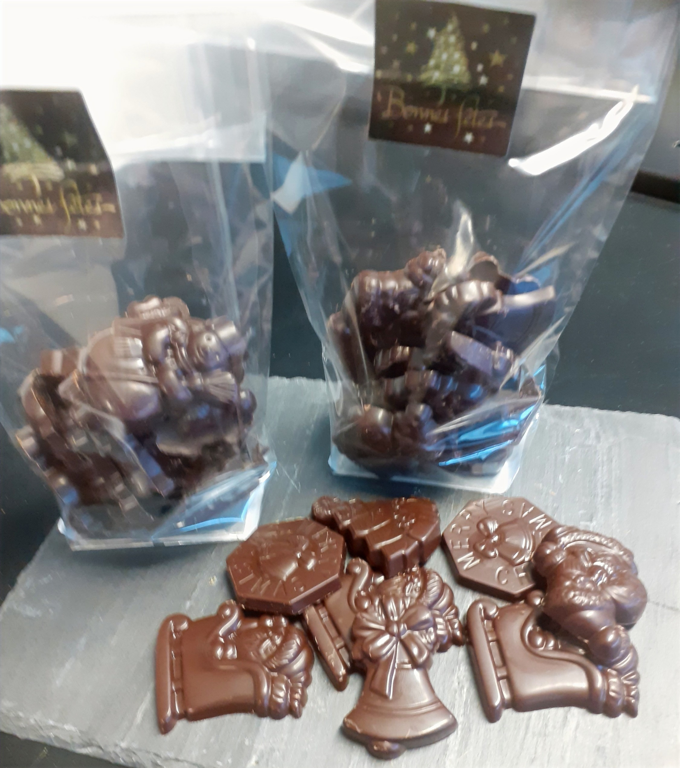 Assortiment de chocolats de Noël – Chocolat noir